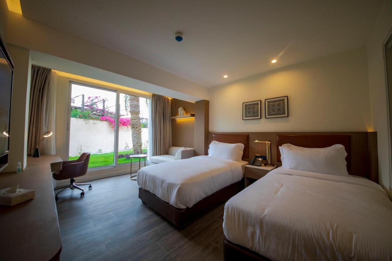 Luxotel Aqaba Beach Resort & Spa Only 15 Years Plus Extérieur photo